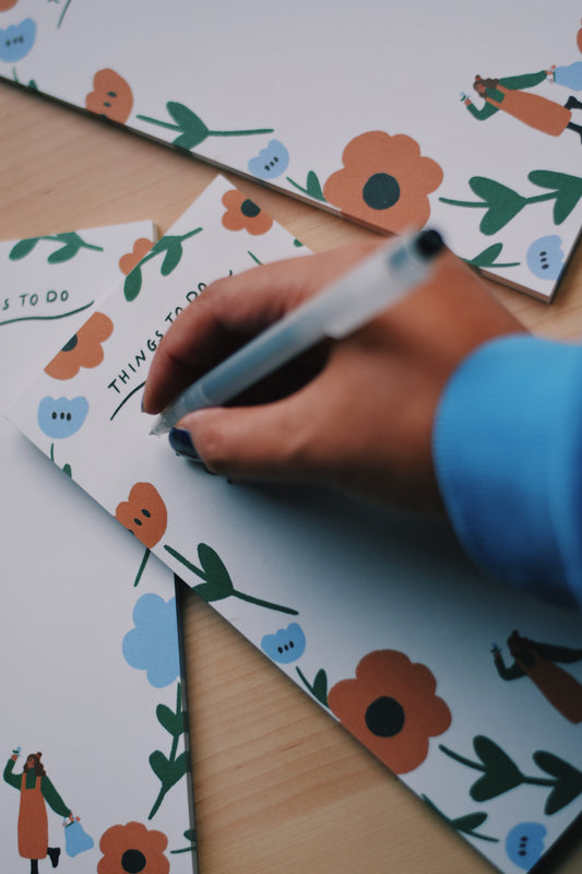 To do list with a colorful Flower Pattern (DIN A LANG)