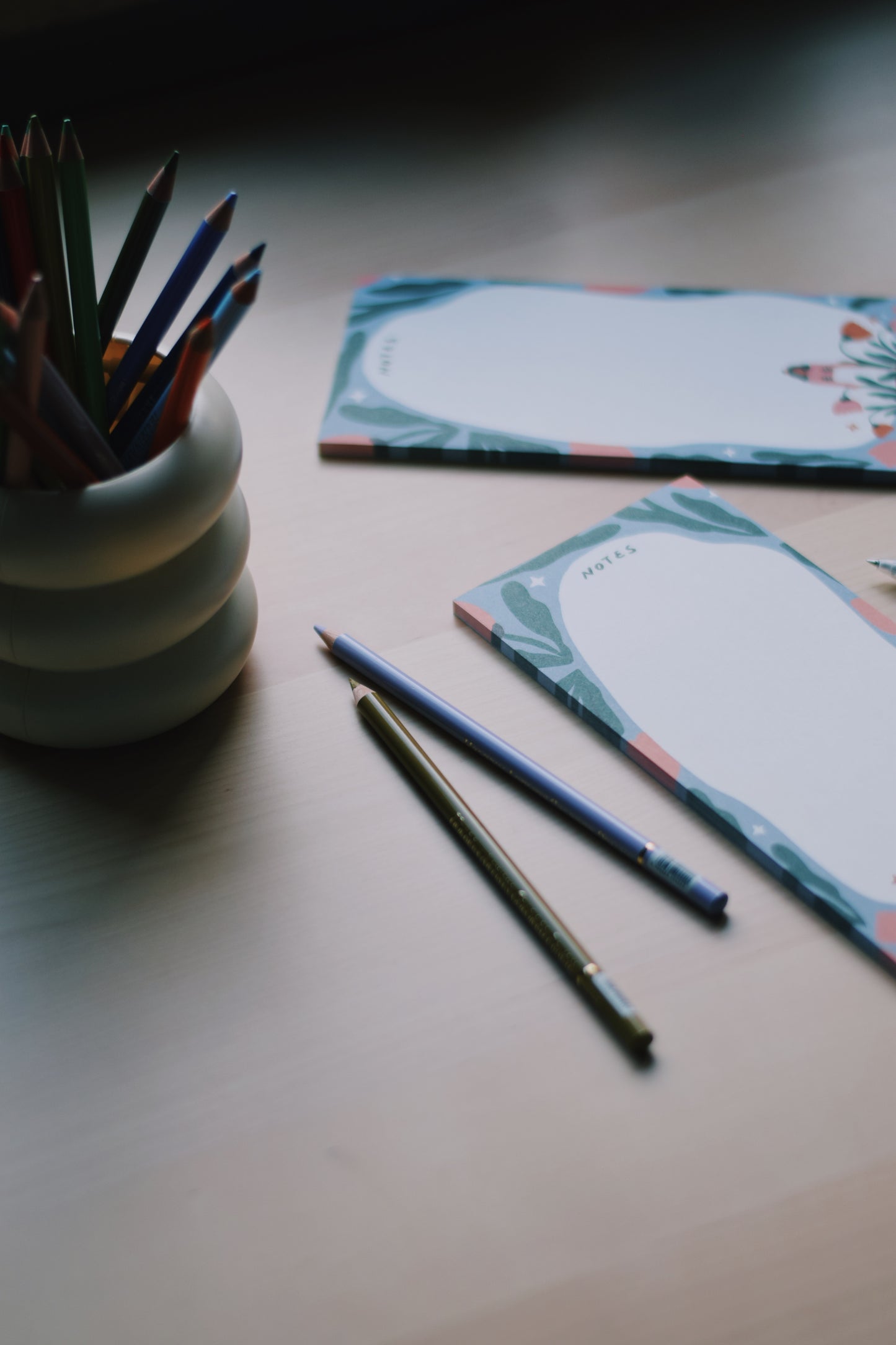 Notepad with a colorful Flower Patterns (DIN A LANG)