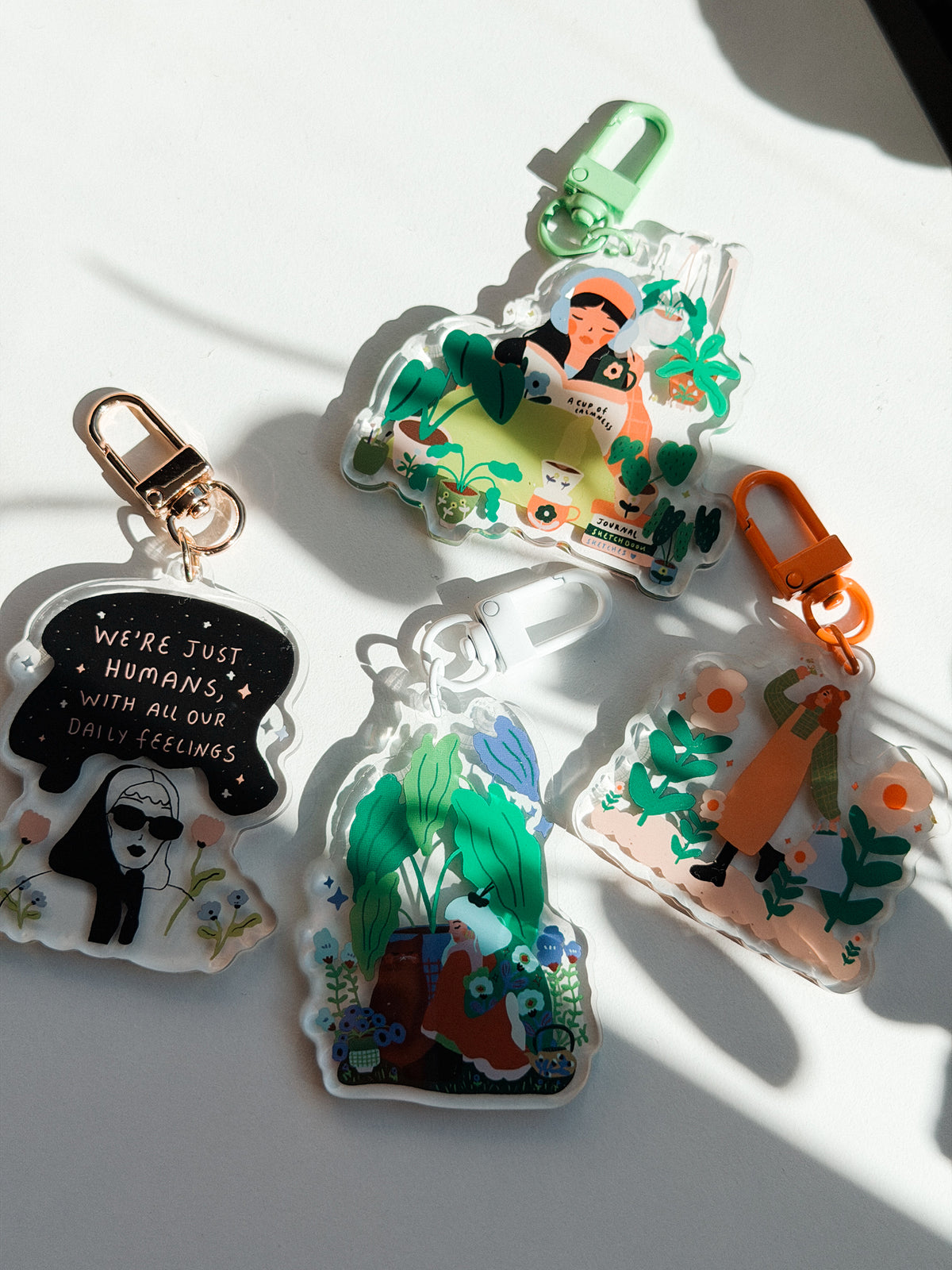 Different Cute Acrylic Keychains / New Edition