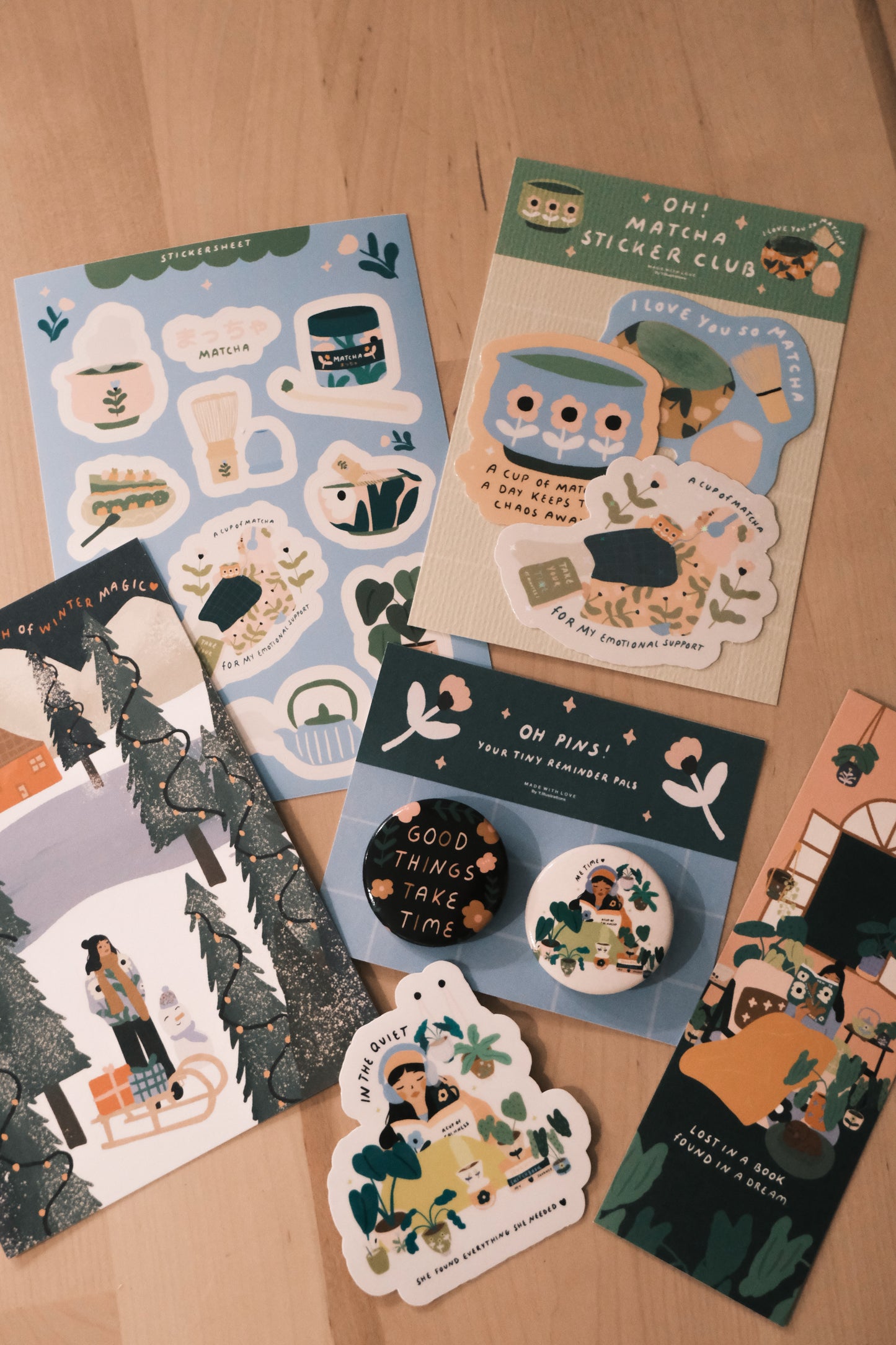Creative Collector's Gift Pack (Different things included) Please read the description!