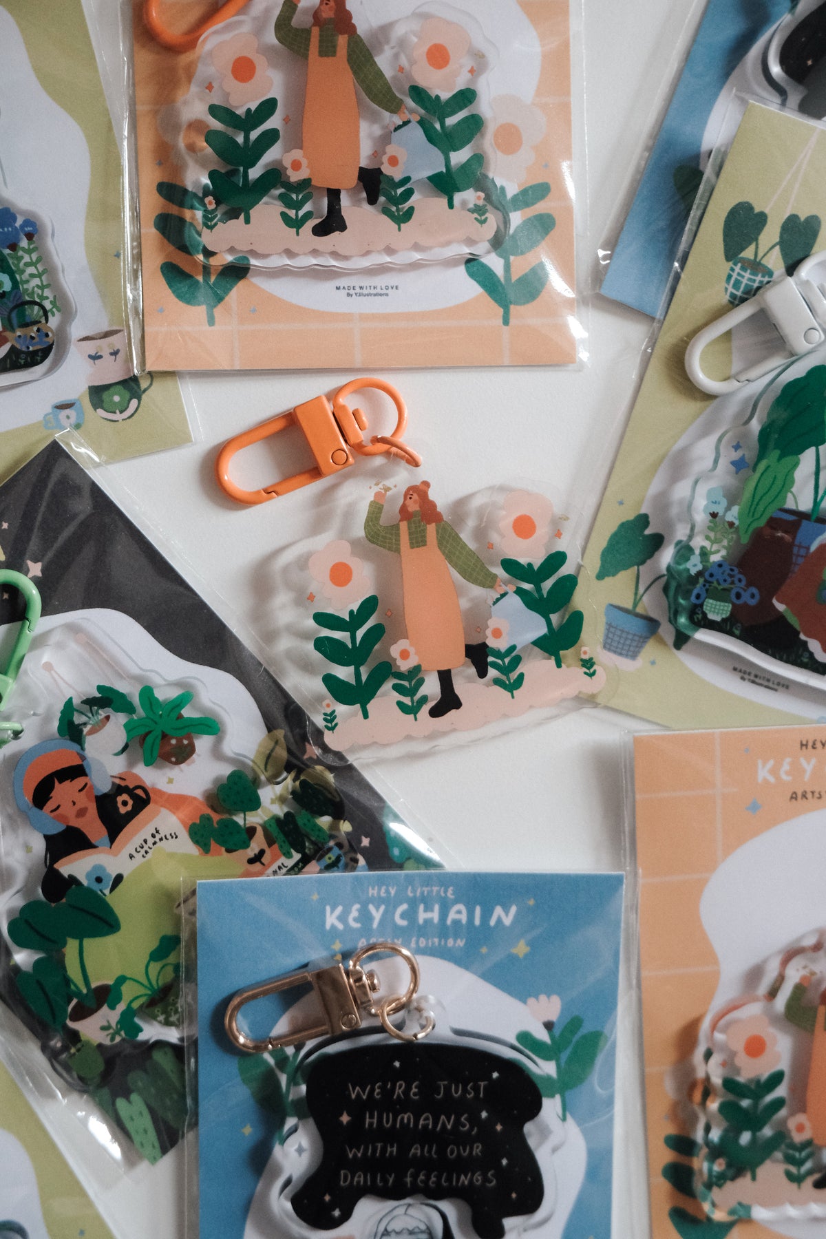 Different Cute Acrylic Keychains / New Edition